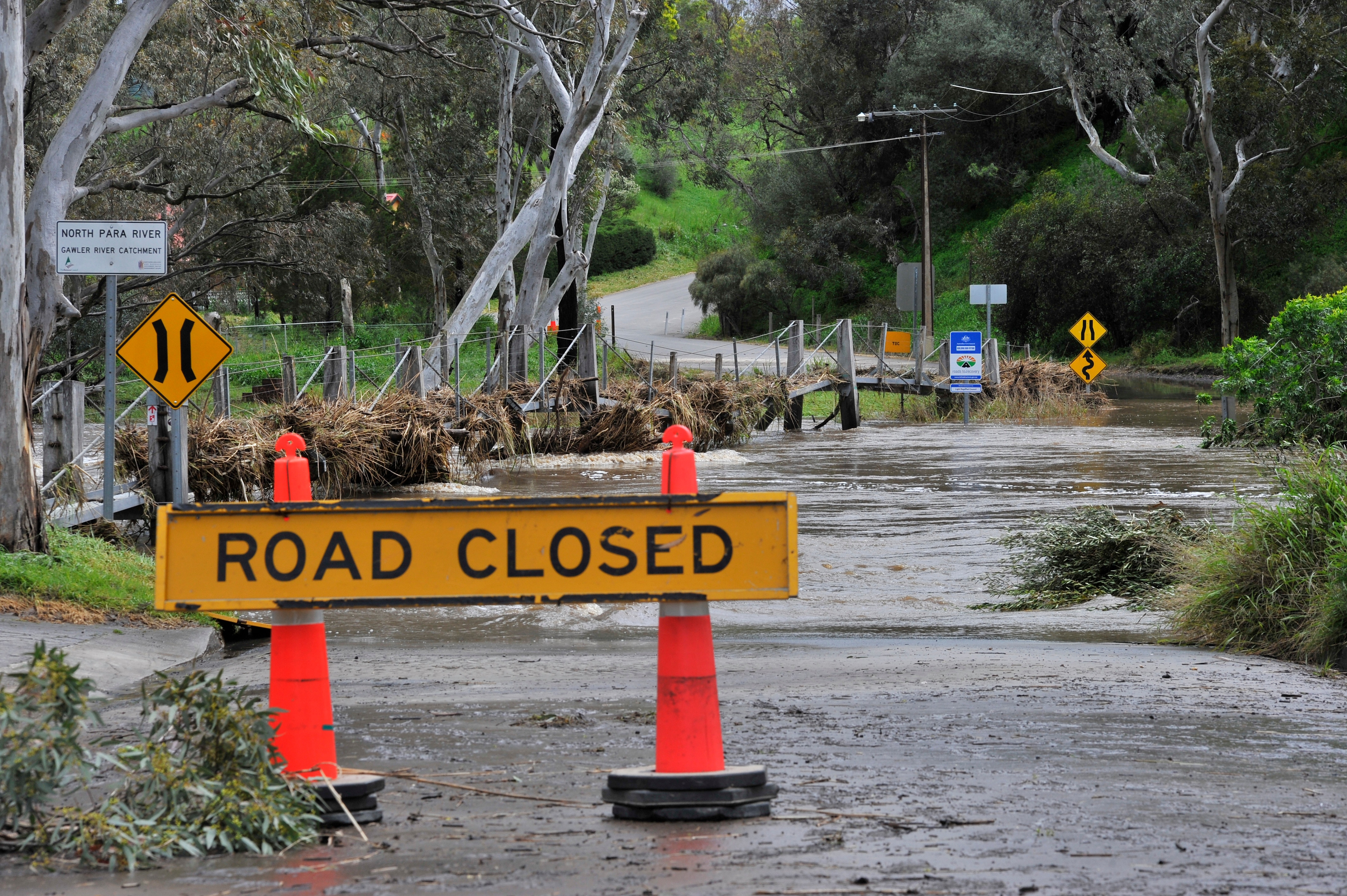 Thousands without power after SA storm