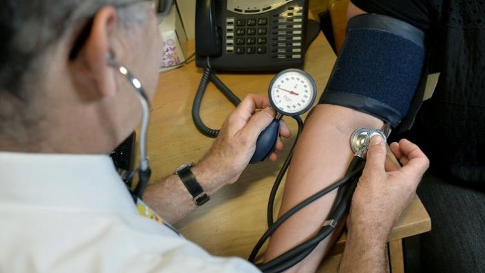6_blood_pressure_by_aap.jpg?itok=mrIa1MVz&mtime=1473225483