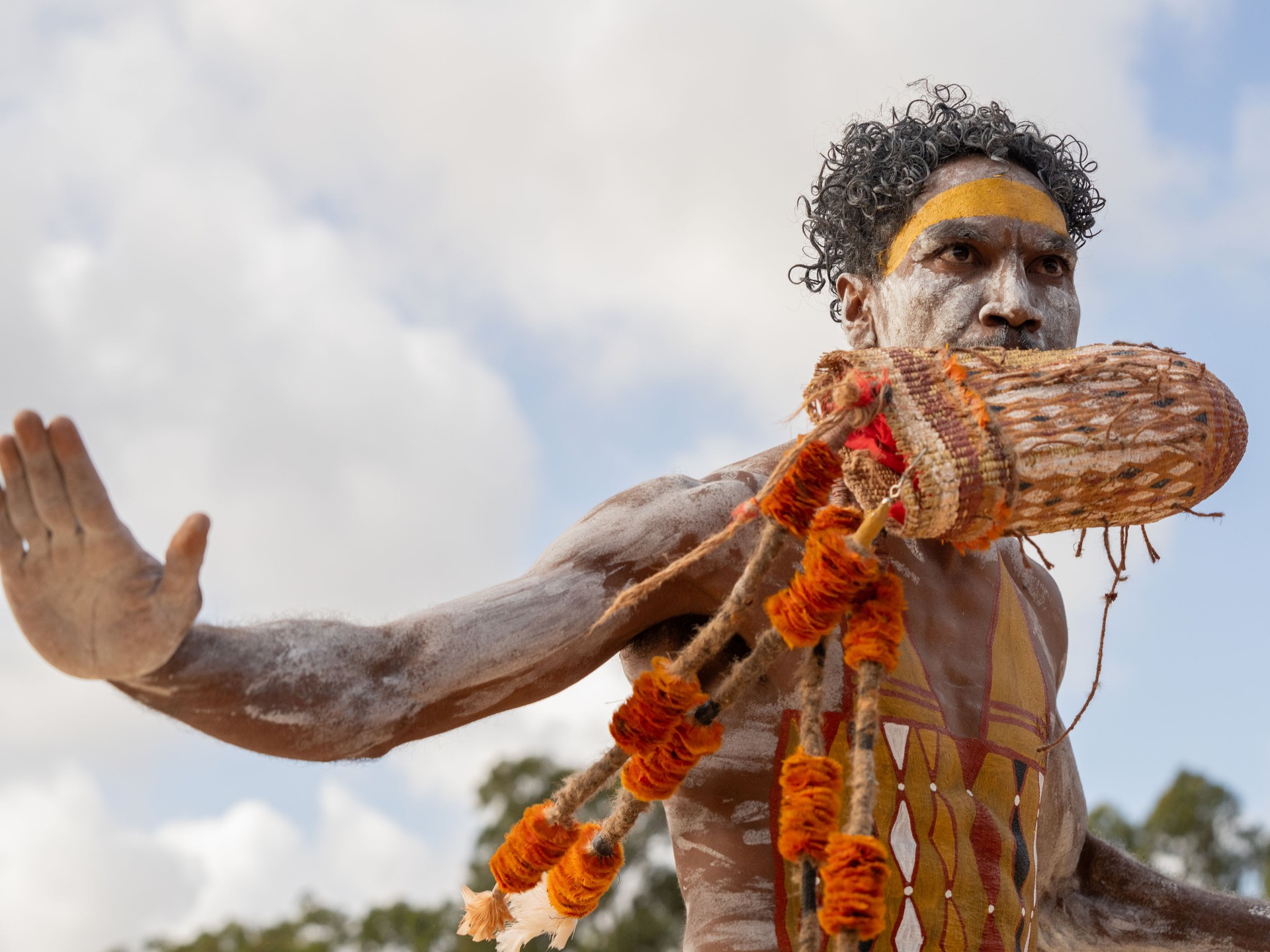 garma-festival-2023---cedric-gumatj-pictured-during-bunggul--photo-by-nina-franova--youth-yindi-foundation