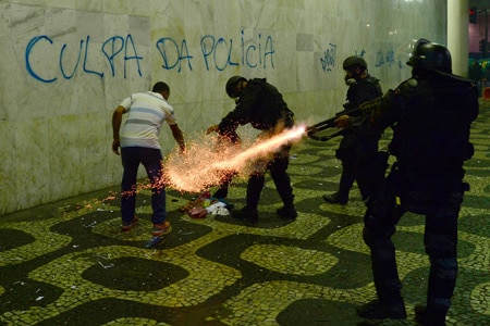 2590_riotpolice-170958049-afp-getty.jpg
